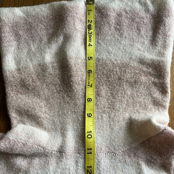 American Eagle Outfitters Pink Ombre Cowl Neck Sweater Hi Low Hemline Size XS - Picture 9 of 14